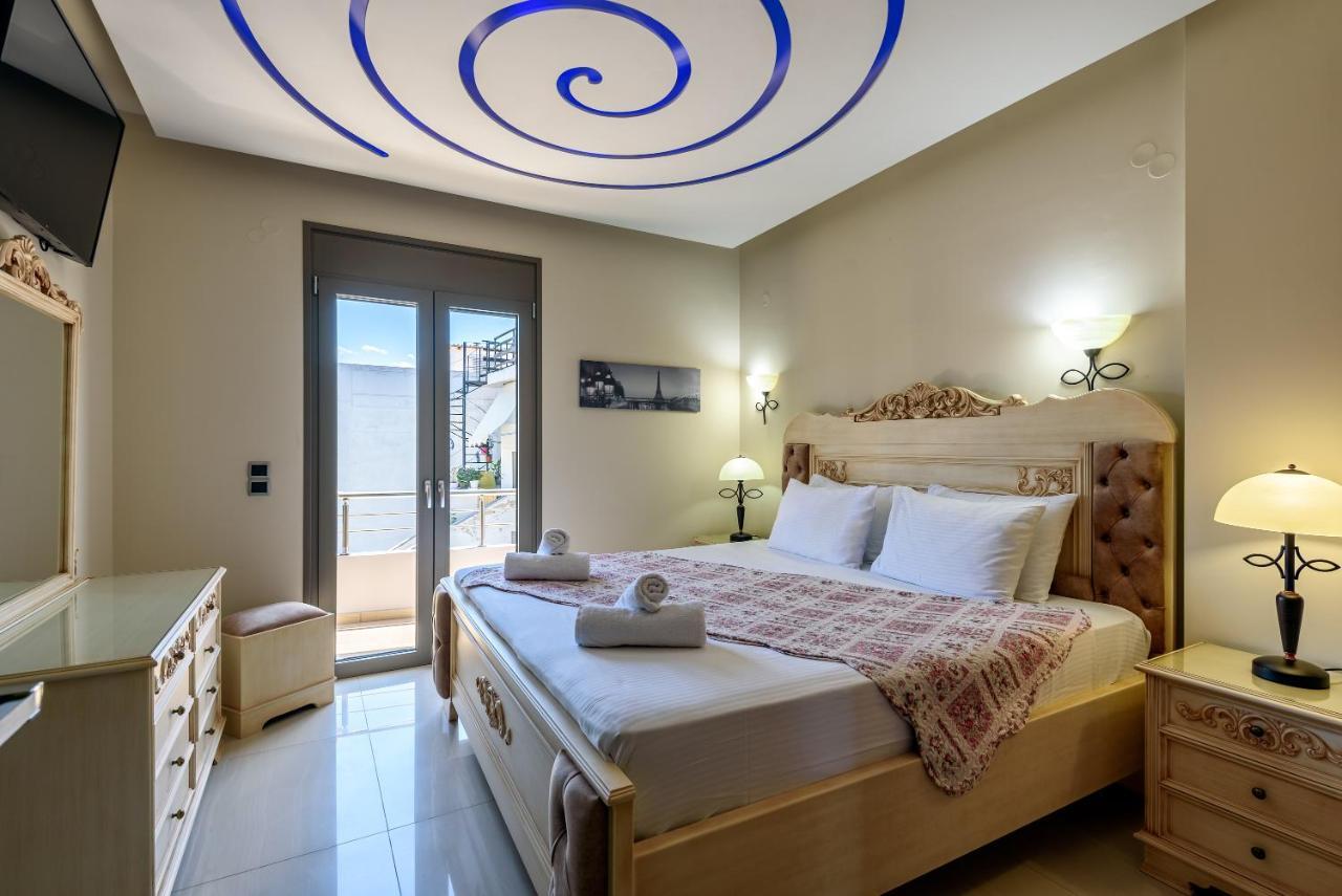 Luxury Villa In City Center With Rooftop Swimming Pool Chania  Exterior foto